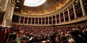 نشست پارلمان فرانسه برای تصویب قانون پرمناقشه‌ جاسوسی