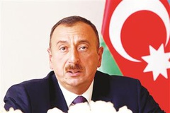 رئیس‌جمهور آذربایجان: در مسائل دفاعی به دنبال همکاری مشترک با ایران هستیم