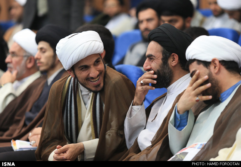  دیدار روحانی با علما، فضلا و طلاب خوزستان