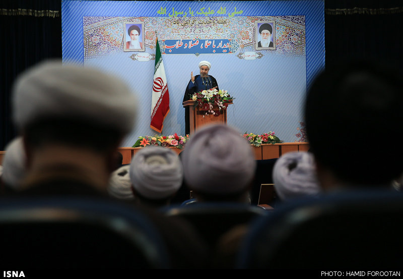  دیدار روحانی با علما، فضلا و طلاب خوزستان