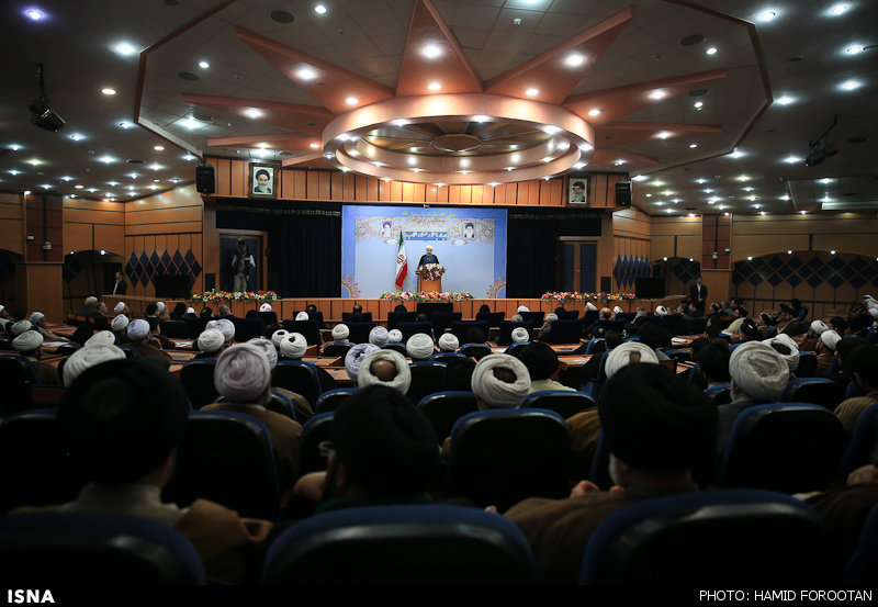  دیدار روحانی با علما، فضلا و طلاب خوزستان