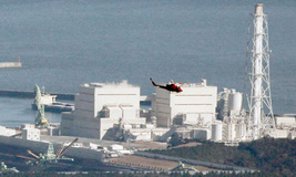 Japans-Fukushima-Daiichi--Guardian.co.uk.jpg