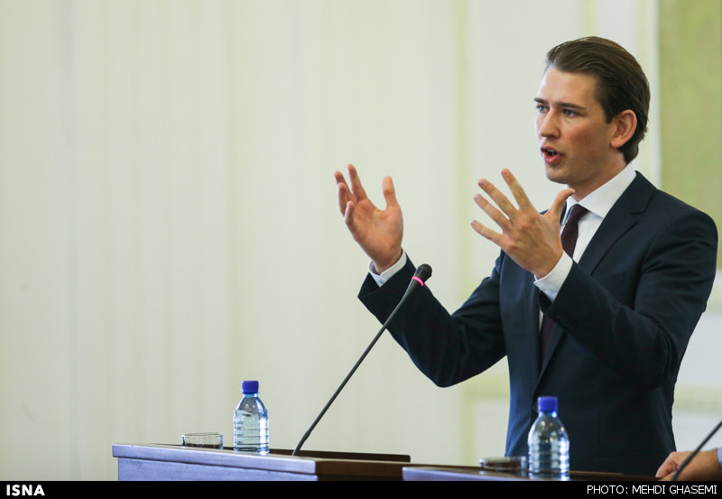 وزیر خارجه اتریش: امیدوارم به توافق که به تقویت صلح در منطقه کمک کند برسیم