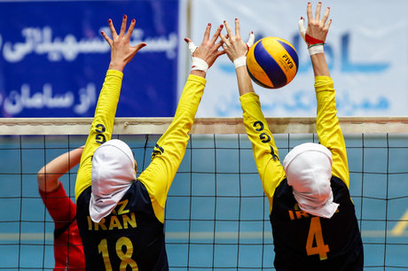 دوازدهمین دوره لیگ برتر والیبال بانوان ایران