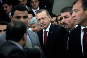 اردوغان: وجود «طرف سوم» در مذاکره با کردها تنها روند صلح را پیچیده‌ می‌کند