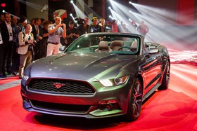 Sydney-Event-Reveal-2015-Ford-Mustang-convertible-front-three-quarters.jpg