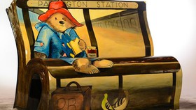 _75975959_paddington_bear.jpg