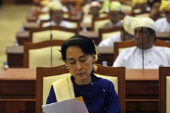 سکوت سوچی در مقابل سرکوب شدید مسلمانان میانمار
