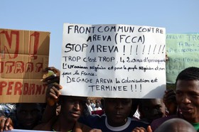 اعتراض مردم نیجر به قراردادهای ناعادلانه هسته‌ای با فرانسه