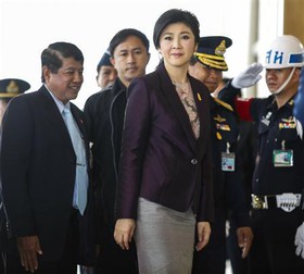 یینگلاک شیناواترا اجازه یافت از تایلند خارج شود