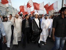 تظاهرات بحرینی‌ها در مخالفت با انحلال شورای علمای شیعه