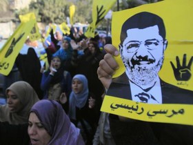 تظاهرات شبانه حامیان اخوان المسلمین در مصر