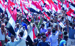 الاخبار: عربستان و امارات برای حل اختلافاتشان درباره جنوب یمن تلاش می‌کنند