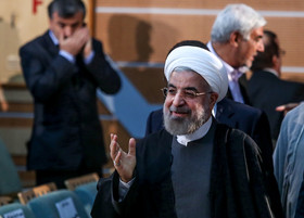 روحانی از مرکز فرماندهی منطقه یکم نیروی دریای سپاه بازدید کرد