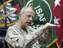 ژنرال "جان آلن" ائتلاف ضد داعش را هدایت می‌کند