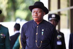 رقیب گودلاک جاناتان پیشتاز انتخابات ریاست‌جمهوری نیجریه