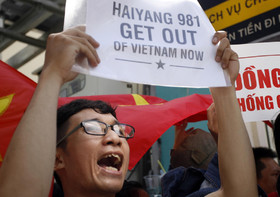 شهردار هانوی توقف اعتراضات ضد چینی را خواستار شد