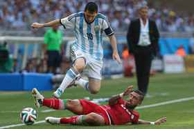 پرسش شبکه روساریو از کی‌روش درباره چگونگی مهار مسی در جام جهانی