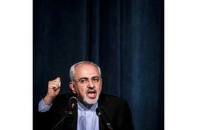 ظریف: ایران در مقابل فشار کوتاه نمی‌آید