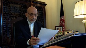 کرزای: افغانستان تکرار عراق نمی‌شود