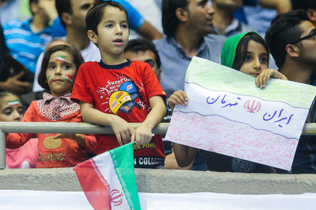 دیدار تیم‌های والیبال ایران و لهستان - لیگ جهانی والیبال