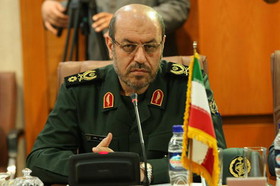 وزیر دفاع: تا زمانی که ملت و دولت عراق بخواهند ایران درکنارشان خواهد ایستاد