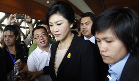 نخست‌وزیر تایلند پایتخت را ترک کرد