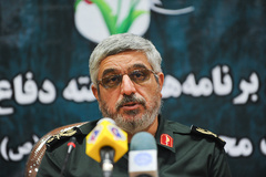 فرمانده سپاه تهران: معنایی ندارد خواهران و برادران در محیط کار کنار هم بنشینند