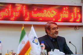 بازدید وزیر کشور از مناطق و محله‌های حاشیه‌ای مشهد
