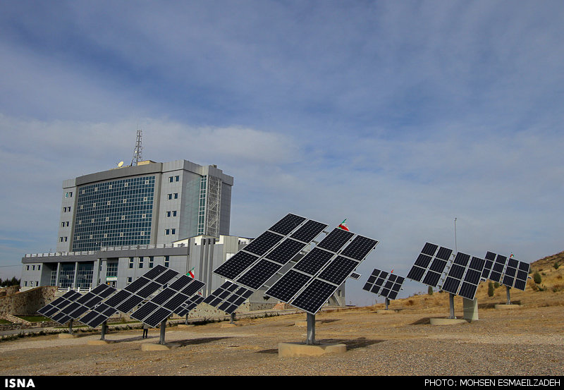 توافق اسپانیا برای واگذاری دانش ساخت نیروگاه‌های خورشیدی به دانشگاه سیستان‌وبلوچستان