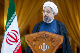 روحانی: در عرصه‌ فرهنگی و اقتصادی باید تصدی‌گری دولت به حداقل برسد