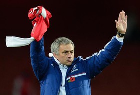 hi-res-186225021-chelsea-manager-jose-mourinho-celebrates-after-his-side_crop_north.jpg