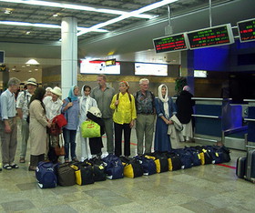 گردشگران خارجی معطل ویزای فرودگاهی ایران