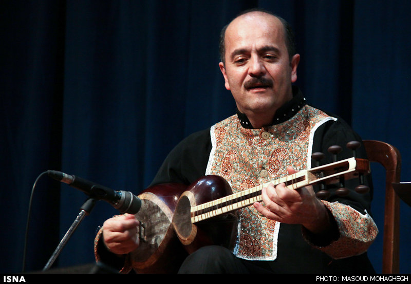موسیقی ایرانی در هوای ابری مسکو نواخته می‌شود