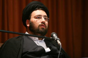 سیدعلی خمینی: به امید روزی که گزینه نظامی روی هیچ میزی نباشد/ظلم نکنیم و ظلم نپذیریم