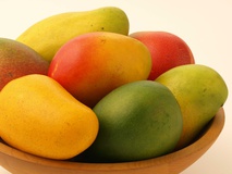 mango_beauty_mixed_mangos_bowl_close_crop.JPG