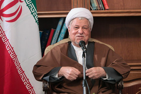 هاشمی رفسنجانی: بعضی به اشتباه فکر می‌کنند می‌توانند از ایران باج خواهی کنند
