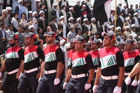 آغاز رژه "سرایا السلام" در عراق/2 میلیون داوطلب جنگ با داعش در 10 استان