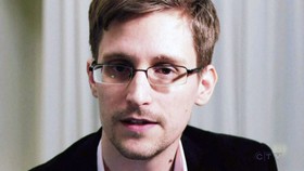 رئیس سابق سرویس جاسوسی انگلیس: آمریکا اسنودن را عفو می‌کند