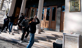 ادامه اعتراض‌ها در بوسنی و هرزگوین/ زخمی شدن 300 تن