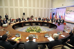 قدرت‌های جهانی تمایلی برای بازگشت به میز مذاکرات ندارند