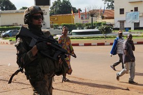جمهوری آفریقای مرکزی از نیروهای فرانسوی خواست بمانند