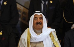 عرب تایمز: سفر امیر کویت به ایران فرصتی تاریخی است که دوباره تکرار نمی‌شود