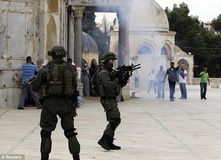 اعمال محدودیت برای ورود نمازگزاران به مسجد‌الاقصی/بازداشت 61 فلسطینی در قدس