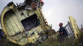 ورود کارشناسان بین‌المللی به محل سقوط هواپیمای مالزی در وکراین