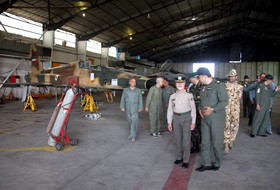فرمانده کل ارتش از پایگاه هوایی شهید فکوری تبریز بازدید کرد
