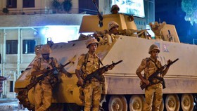 کشته شدن یک افسر و 5 سرباز گارد مرزی مصر در حمله افراد مسلح