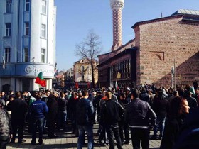تلاش معترضان بلغارستانی برای حمله به کنسولگری ترکیه