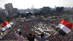 تظاهرات مصری‌ها در اعتراض به تایید حکم 3 سال حبس برای فعالان سیاسی