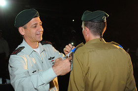 ارتقای درجه افسر اسرائیلی در پی به شهادت رساندن یک فلسطینی!